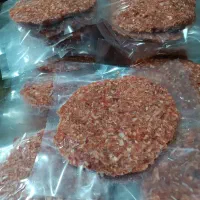 همبرگر گوشت گوساله فقط ۶۵ تومن