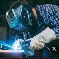 شاگرد جوشکار کار بلد میخوام