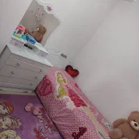 تخت و دراور و آینه آپادانا.دخترونه