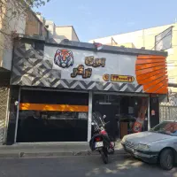 مغازه ۱۸ متری با بر ۷ متری