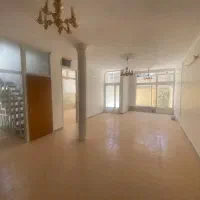 ویلایی یک طبقه دربست