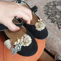 دو کفش بچگانه دخترانه