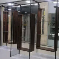 ویترین شیک مغازه