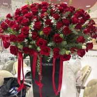 باکس گل رز صد عددی