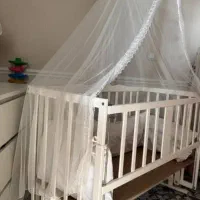 تخت نوزاد نی نی لای لای کنارمادر