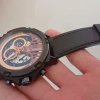 ساعت مچی|ساعت|قروه, |دیوار