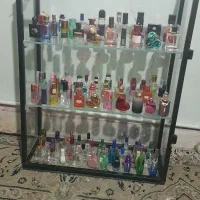 ویترین شیشه‌ای برای عطر فروشی + شیشه‌ی خالی‌وکاور