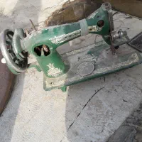 چرخ خیاطی قدیمی