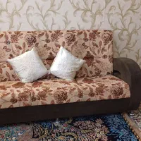 مبل راحتی ۶ نفره به همراه میز وسط