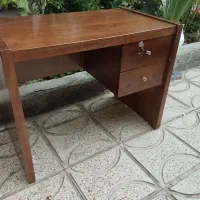 مبل و میز تحریر