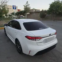 تویوتا لوین ۱۸۰۰ هیبرید بدون رنگ کاکرد ده هزار تا|خودرو سواری و وانت|مشهد, دانشجو|دیوار