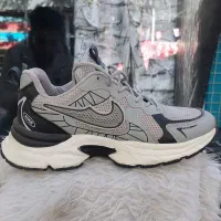 همه مدل کفش حراج به علت تغییر شغل|کیف، کفش، کمربند|نیشابور, فردوس شمالی|دیوار