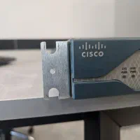 روتر CISCO 2811|مودم و تجهیزات شبکه|مشهد, عامل|دیوار