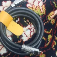 کابل شارژ آیفون نو نو ی بار هم استفاده نشده