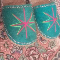 کفش نمدی|کیف، کفش، کمربند|مشهد, سجادیه|دیوار