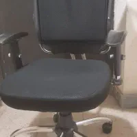 دو عدد صندلی مدیریتی مارک نیلپر و Live