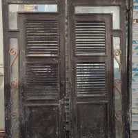 در حیاط نفر رو در قد ۲ متر عرض ۱.6