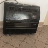 بخاری گازی آدنیس کاملاً سالم و تمیز