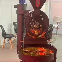 طراح و ناظر بر ساخت