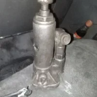 جک روغنی نیسانی