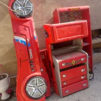 تخت کمد و پمپ بنزین