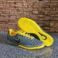 کفش سالن سایز 42