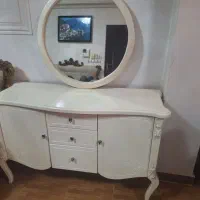 اینه و کنسول