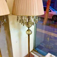 حراج آباژور ایستاده کنار سالنی بمدت محدود|چراغ خواب و آباژور|تبریز, |دیوار