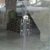 یک عدد شیشه درب سکوریت مغازه