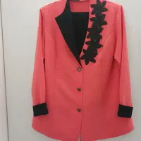 کت شلوار کرپ جنس خوب نونو سایز۴۴و۴۶قیمت ۱۹۰۰