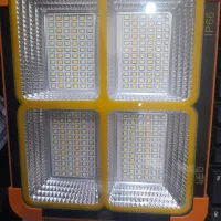 پروژکتور خورشیدی و شارژی