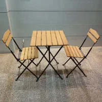 میز و صندلی چوبی