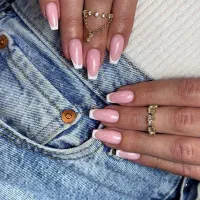 کاشت ناخن در منظریه|خدمات آرایشگری و زیبایی|رشت, منظریه|دیوار