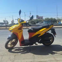 موتور سیکلت کلیک