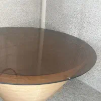 کاسه بزرگ چوبی که به عنوان میز هم میشه استفاده کرد