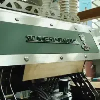 دستگاه ماشین اسپرسو ساز (قهوه ساز) صنعتی حرفه ای|کافی‌شاپ و رستوران|تهران, صادقیه|دیوار