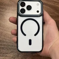 آیفون ۱۷ پرو،بدون نقطه،در حد آک