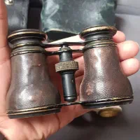 دوربین اپرا کلکسیونی ۱۰۰ ساله