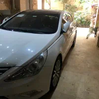 سوناتا ۲۰۱۴ در حد فول ترین نسخه|خودرو سواری و وانت|رشت, منظریه|دیوار