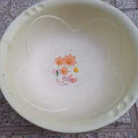 تشت پلاستیکی