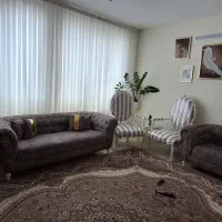 مبل چستر هشت نفره|مبلمان خانگی و میز عسلی|گلبهار, شهر جدید گلبهار|دیوار