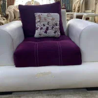 مبل و دو تا تخت تک نفره به همراه آینه و کنسول|تخت و سرویس خواب|بومهن, |دیوار