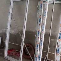 در بالکنی  کاملا نو