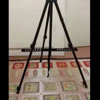 سه پایه فلزی مناسب نقاشی