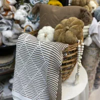 شال مبل و کاور مبل|پرده، رانر، رومیزی|مشهد, کوی المهدی|دیوار