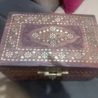 صندوقچه  جواهرات ۱۰۰ ساله تمام نقش