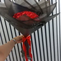 دسته گل آماده ۱۸ شاخه قرمز سوپر شاین (آماده ارسال)|گل و گیاه طبیعی|تهران, شهرک ولیعصر شمالی|دیوار