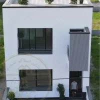 ویلا مدرن نوساز با استخر رو باز و روف گاردن