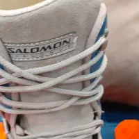 کفش کوهنوردی