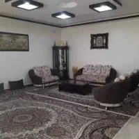 هم خونه می‌پذیرم از 18 تا 22 سال